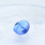 ガラスのブローチ/青空に浮かぶ月の画像