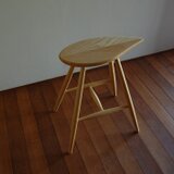 葉っぱのスツール