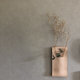 ドライフラワー用の壁掛け一輪挿し　ヌメ革　③
