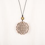 シトラスブロッサムのネックレス　クルミの木のウッドアクセサリーの画像