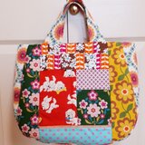 カラフル手提げバッグ