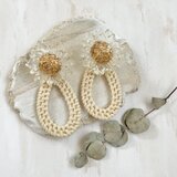 クリアフラワー&ラタン風2way ピアス　の画像