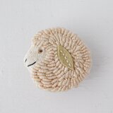 モコモコひつじ　刺繍ブローチ　【受注製作】