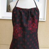 着物リメイク腹当て/黒×赤柄