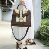 レザーとバティック染のミニショルダーバッグ（BROWN）CLASSIC