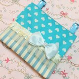 送料込み　ハンドメイド移動ポケット　ストライプラメハート水色