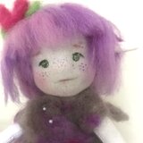 窓の外をみると風に吹かれてやって来た、お花の精