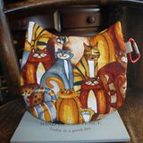 茶色の猫柄の猫耳ポーチ（送料無料）