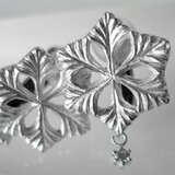 初雪イヤリング