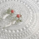 珊瑚と翡翠のpierce