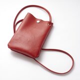 【日本製】本革シュリンクレザー サコッシュ スマホポシェット スマホポーチ 【ショルダー長さ自由調節】レッドの画像