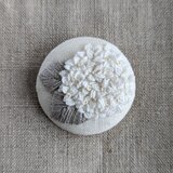 受注製作　刺繍ブローチ　あじさい