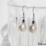 小さな宝石をのせて...ホワイト