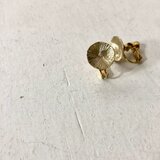 蓮の葉のイヤリング