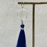 ペンダントトップ（水晶＋青シルクタッセル）