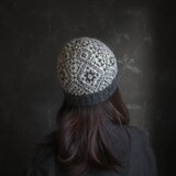 北欧から発送 / ニット帽 / 70-talet-mössa(ダークグレー×白)