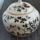 山萩【陶器の蓋物】の画像