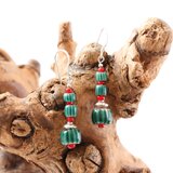 とんぼ玉　アンティークヴェネチアンビーズ グリーンシェブロン ピアス