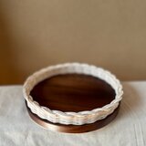 木と籐のトレー　アカシア材