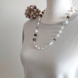 淡水パール・ラブラドライト・スモーキークォーツ・チェコビーズのプラチナカラー・ネックレス：天然石