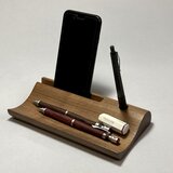 デコ・スマートホン(タテヨコに置けるスマホスタンド+ペンスタンド+トレー使いながら飾るスタンドトレー、ウォールナット材)