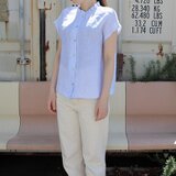 襟フリルリネンフレンチストライプブラウス　サックス