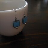 スクエアピアス