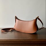 オイルレザーのショルダーバッグ『ブリッグ』