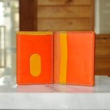 ２つ折りパスケース　スライドポケットタイプ