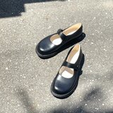 《B》自由な組合せが楽しいパターンオーダー やわらかなはき心地 　ドットボタンストラップパンプス　B-21の画像