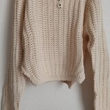 金色デザインのボタン2粒♪ざっくりニット☆☆（オフホワイト）