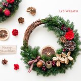 森の木の実のクリスマスリース