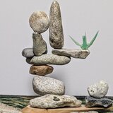 室内オブジェ　石ころのアートの画像
