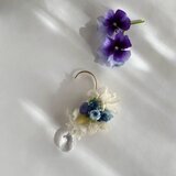 「銀河と雨粒」紫陽花とバラの耳飾り