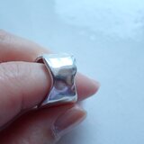 シルバーリング(純銀)　流線型ボリュームリング