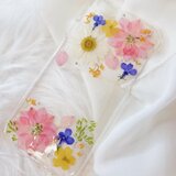 【全機種対応】popカラーの押し花スマホカバー