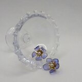 透明感が涼し気なフラワーピアスの画像