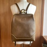 大玉がま口リュック （カーキ）