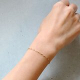 つけっぱなしOK シンプルジュエリー☘️K18ブレスレット✨重ね付けにもフォーマル～普段使いに〈No.16〉