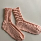 H様予約品　手編み靴下【OPAL Uniオリジナル単色 Un32】の画像