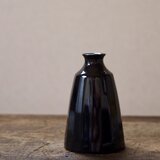 黒艶花器　の画像