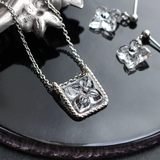 silver925｜ヴィンテージガラスの透明な花ネックレス［Aスクエア］