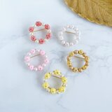 水引玉結びとパールのブローチ