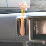 車用　アロマ一輪挿し（通気口用　フラワーベース）の画像