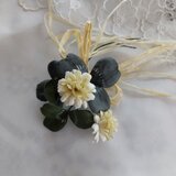 白詰草とクローバーのコサージュMサイズ　布花　染め花