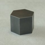 真鍮ペーパーウェイト：六角柱35×29【黒染め】