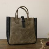 イタリアンレザーの渋めbagの画像