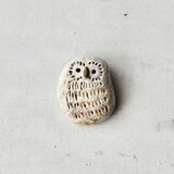 白ふくろうのブローチの画像