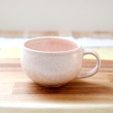 桜花窯変釉のころんと丸いマグカップ