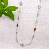 ＊ペールブルー＆ブラウン＊チェコビーズ＆シルクコード＊ロングネックレス／８９．５ｃｍ～＊